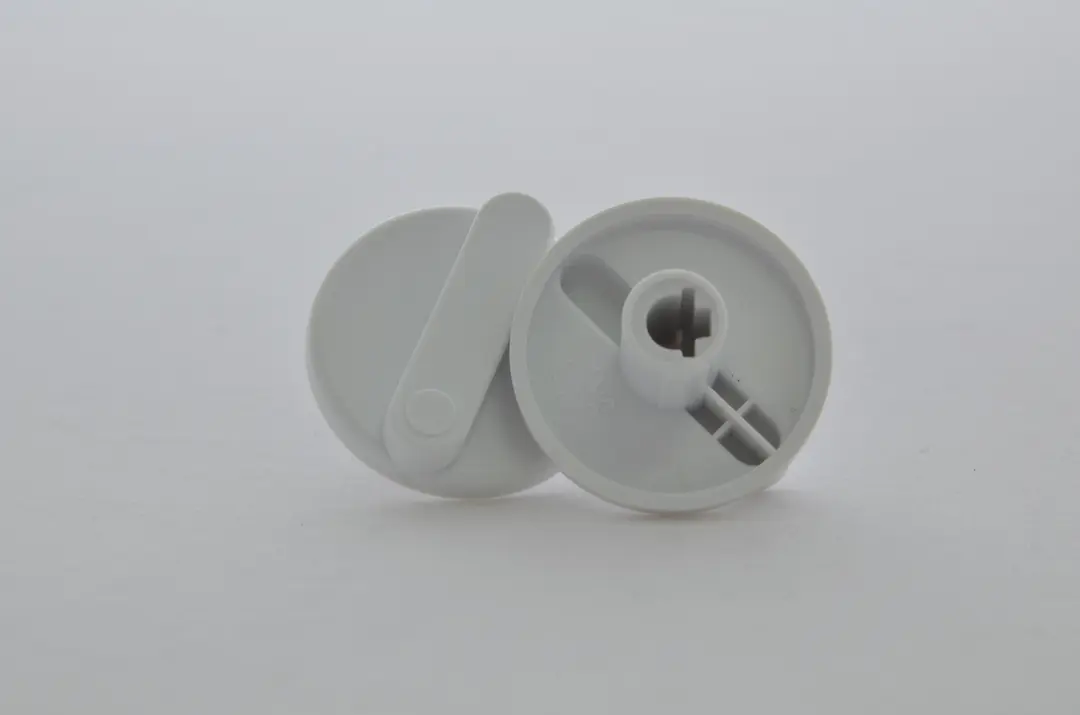 Injection molding plastic knob